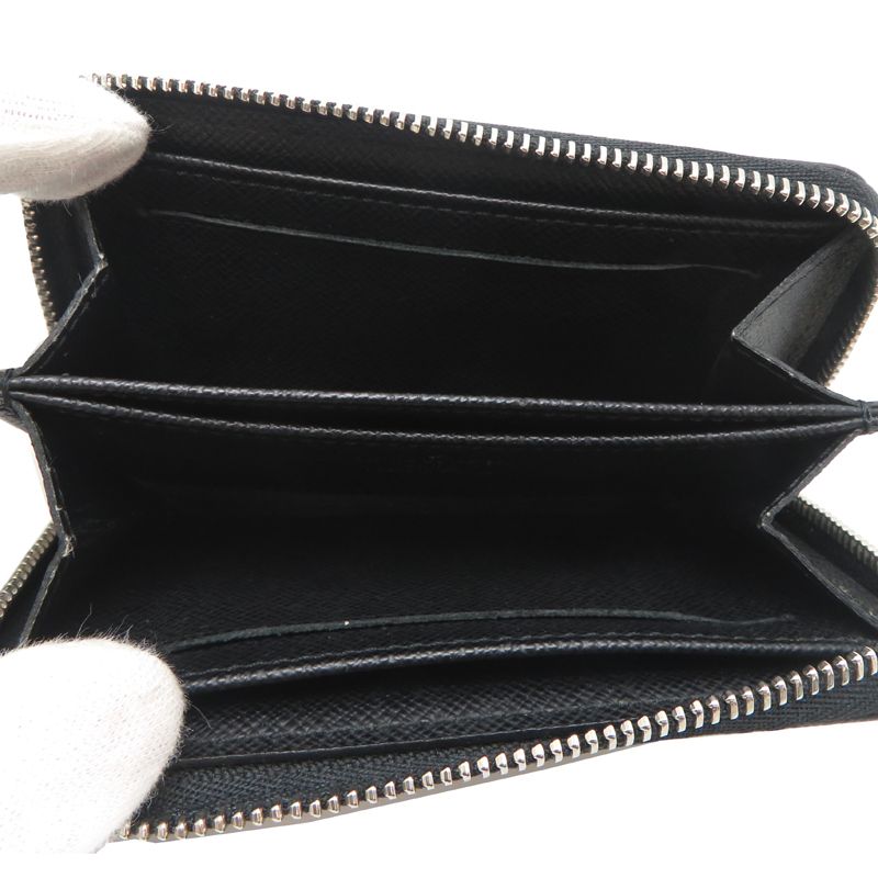 Louis Vuitton Card Case — view 5
