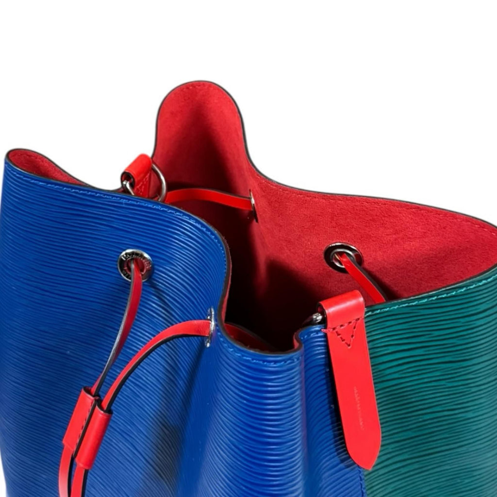 Louis Vuitton Neo Noe Tricolor Epi Shoulder Bag Blue — view 8