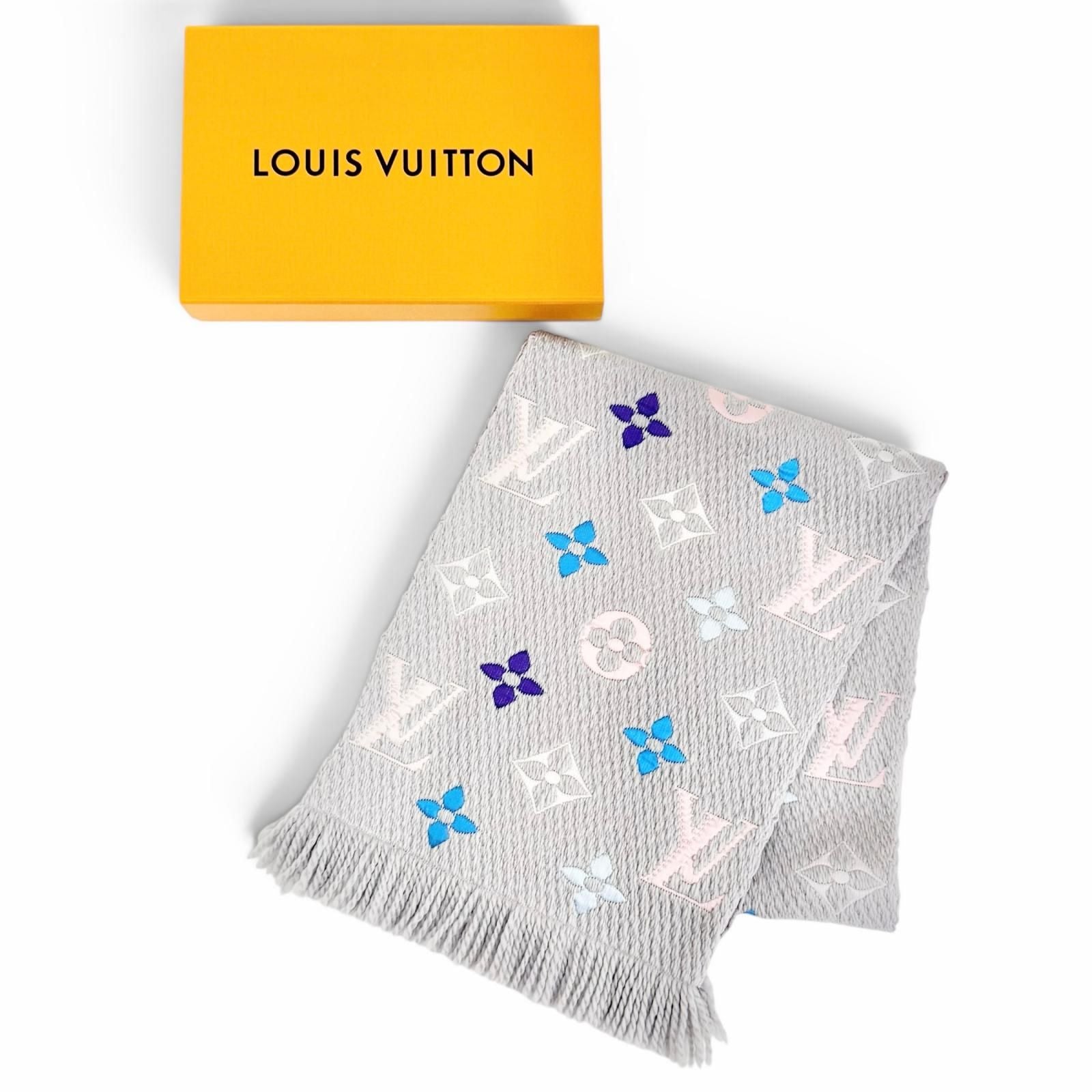 Louis Vuitton Scarf Logo Mania Rainbow Wool/silk Monogram Gray Multicolor — view 2