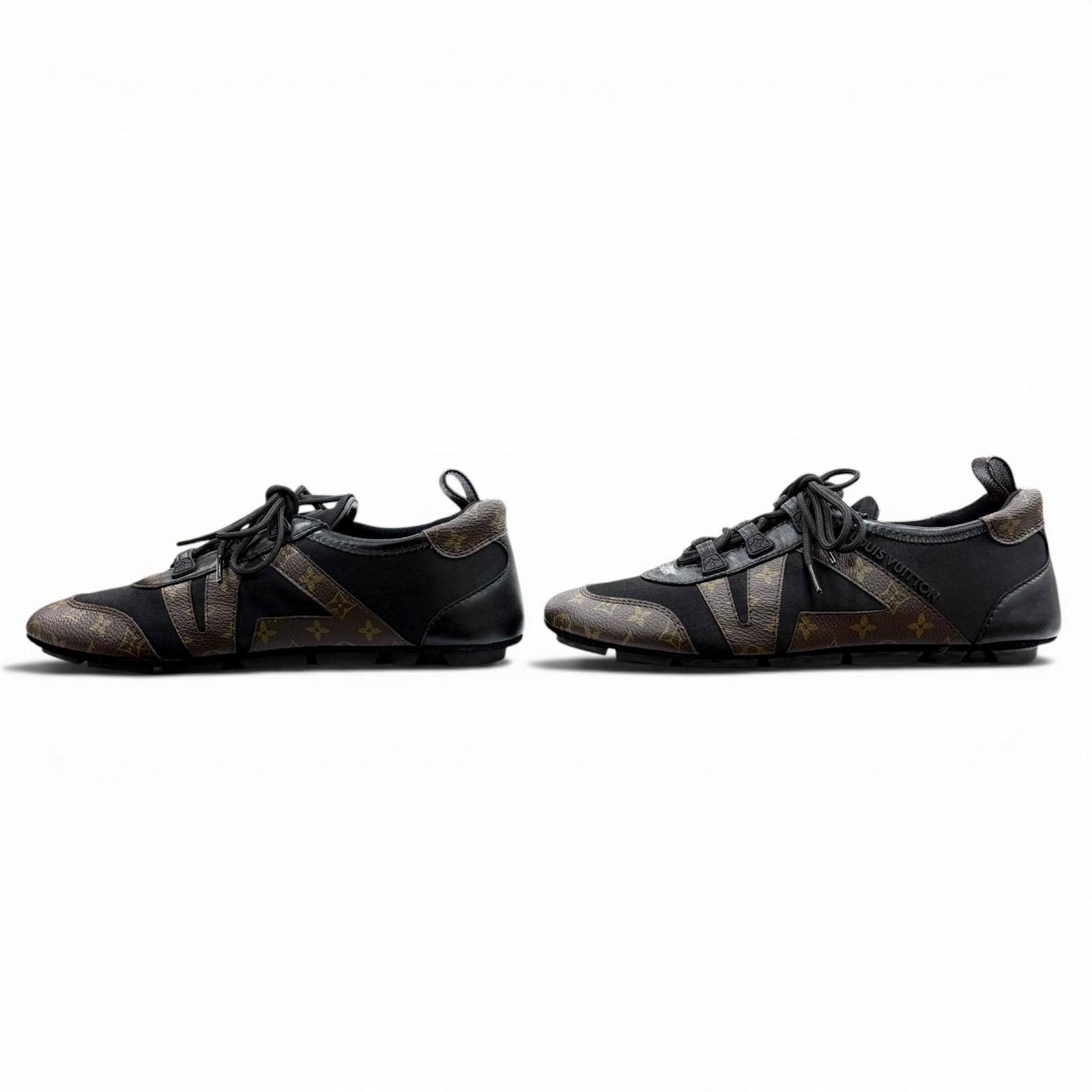 Louis Vuitton LV Sneakers Monogram Canvas Low Cut Black Brown — view 3