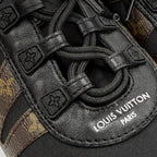 Louis Vuitton LV Sneakers Monogram Canvas Low Cut Black Brown — view 9