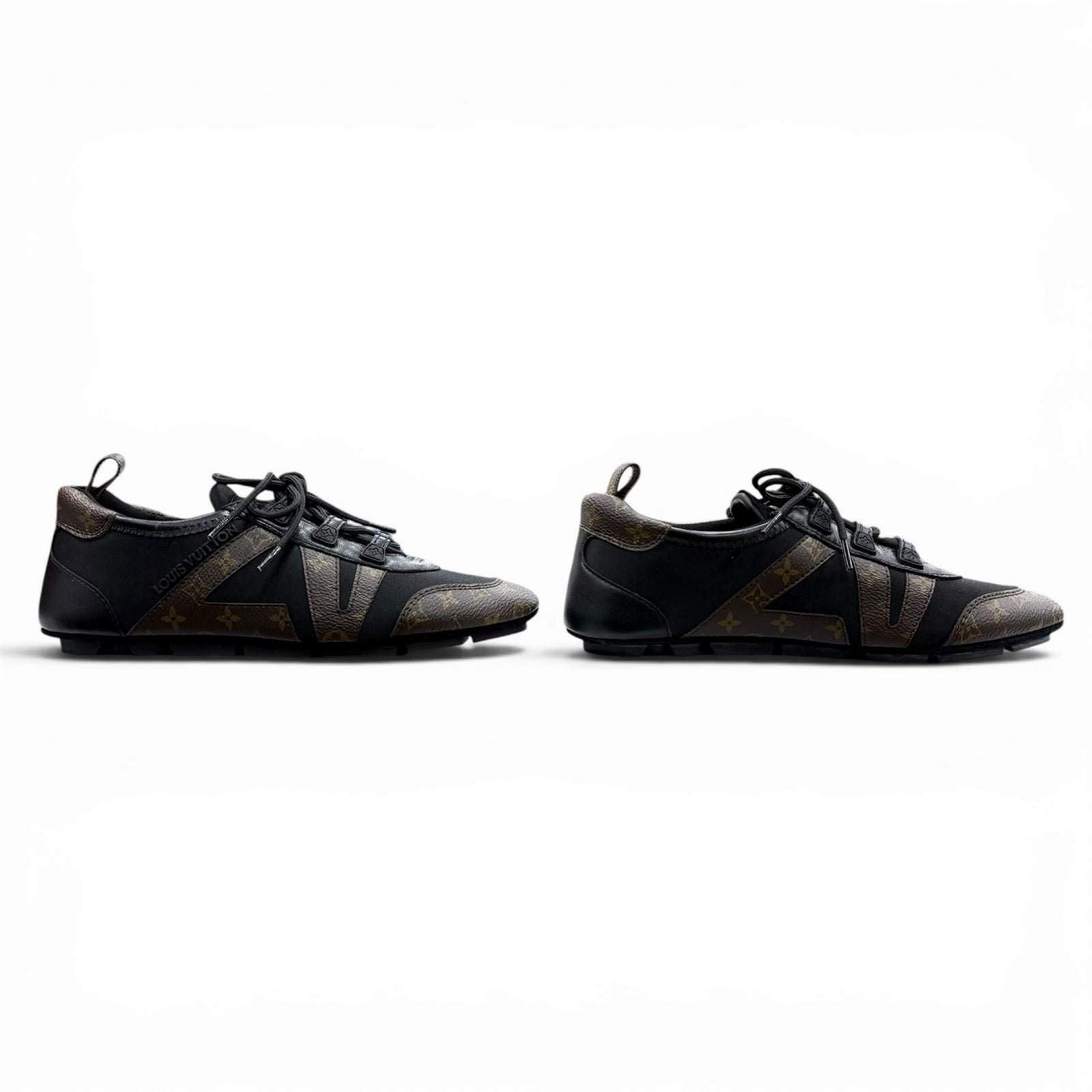 Louis Vuitton LV Sneakers Monogram Canvas Low Cut Black Brown — view 4