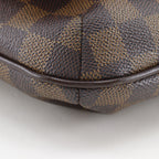 Louis Vuitton Musette Tango Long Shoulder Bag Damier Canvas Brown — view 4