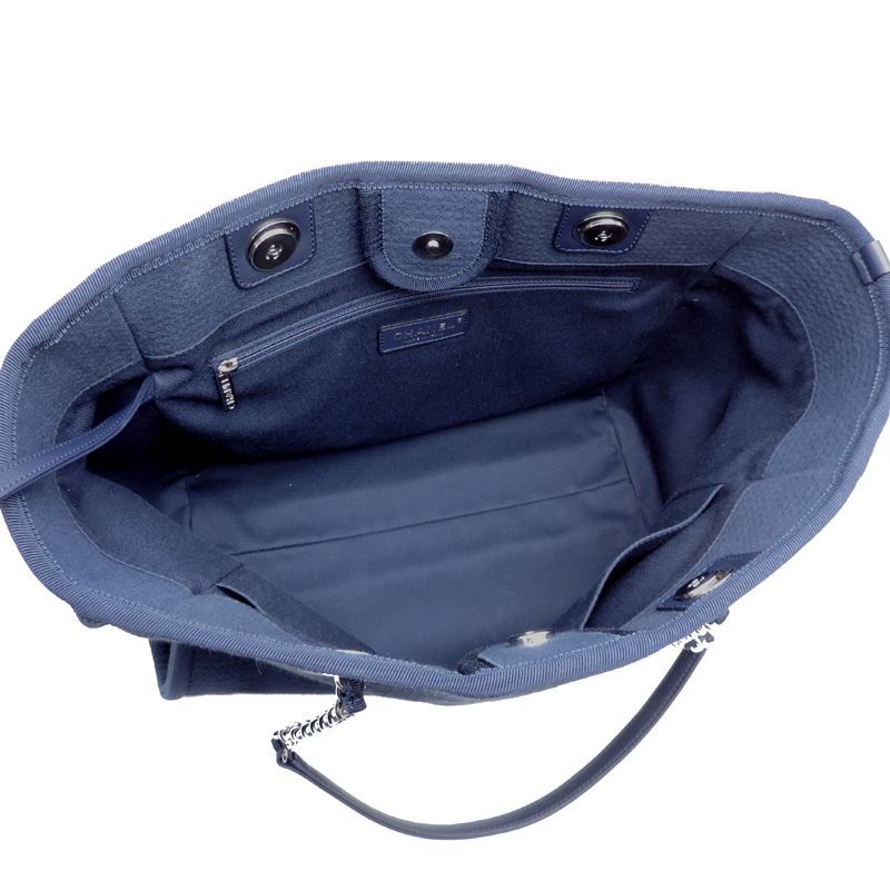 Chanel Shoulder Bag Navy — view 6