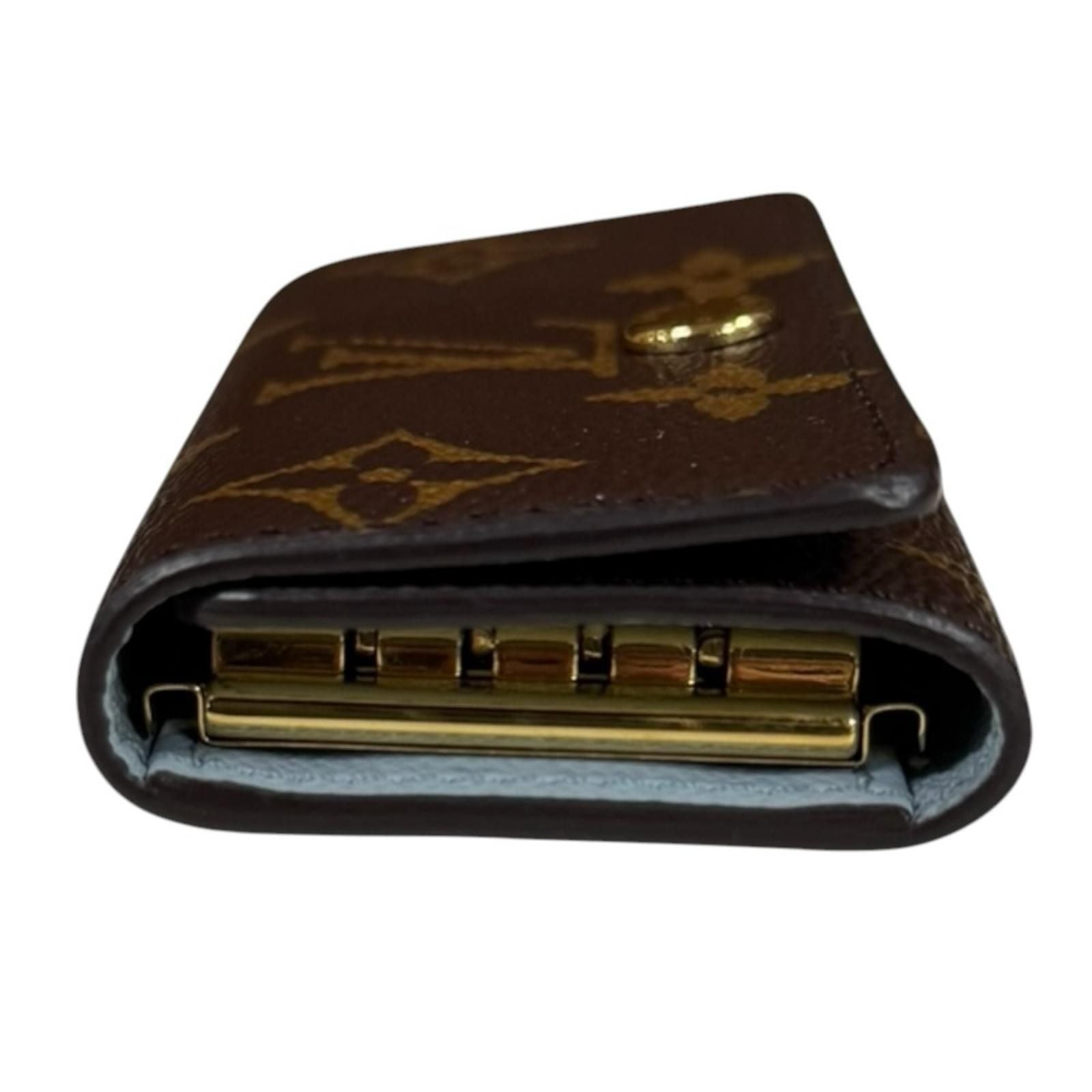 Louis Vuitton Multicles 4 Monogram Key Case Canvas Key Holder — view 3