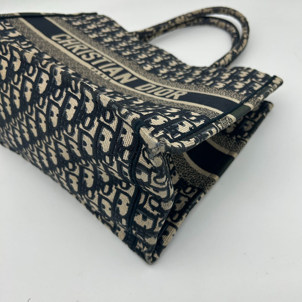 Dior Book Tote Canvas Navy Ivory 35 cm — view 7
