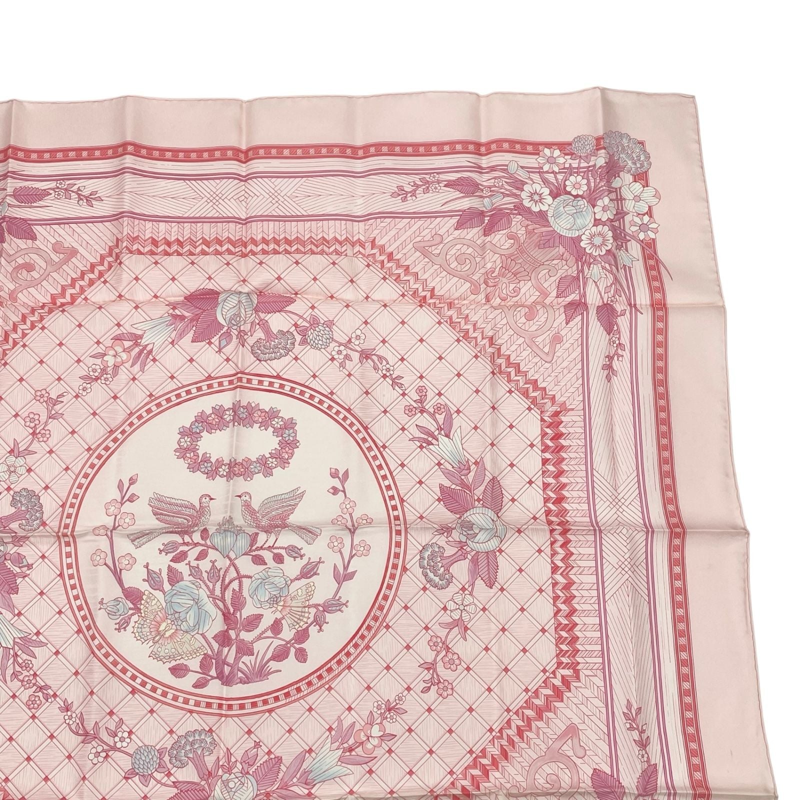 Hermes Carre 90 Jeux de Paille Silk Scarf Allover Pattern Small Bird Butterfly — view 4
