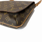 Louis Vuitton Musette Tango Short Monogram Shoulder Bag Canvas — view 8