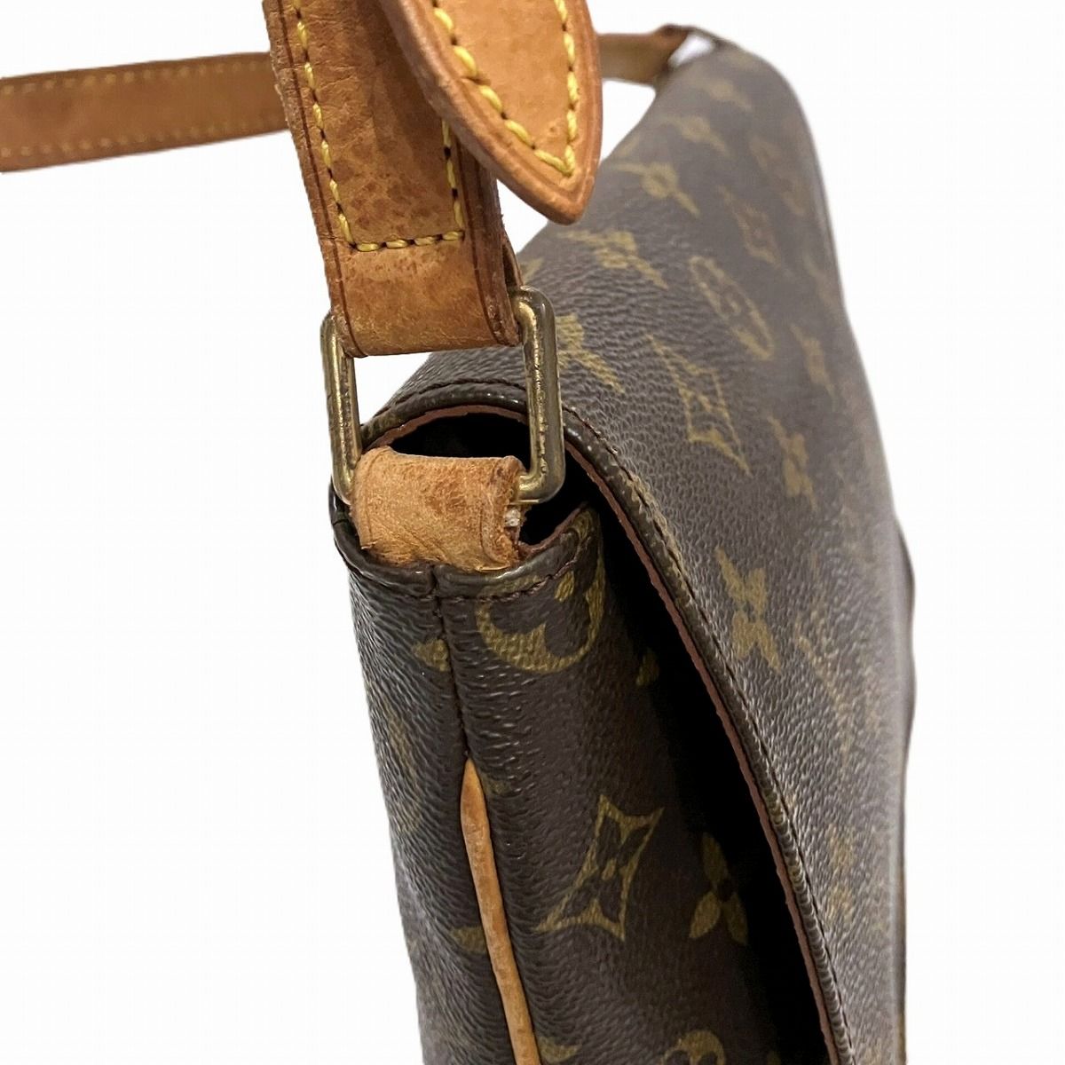 Louis Vuitton Musette Tango Short Monogram Shoulder Bag Canvas — view 7