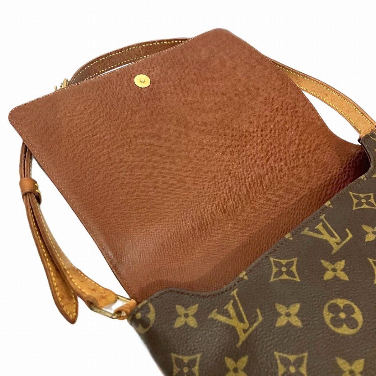 Louis Vuitton Musette Tango Short Monogram Shoulder Bag Canvas — view 6