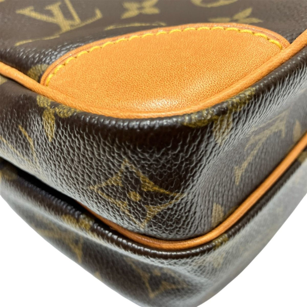 Louis Vuitton Amazon Monogram Shoulder Bag Canvas — view 6