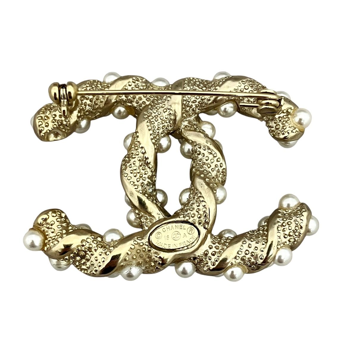 Chanel Brooch Silver — view 2