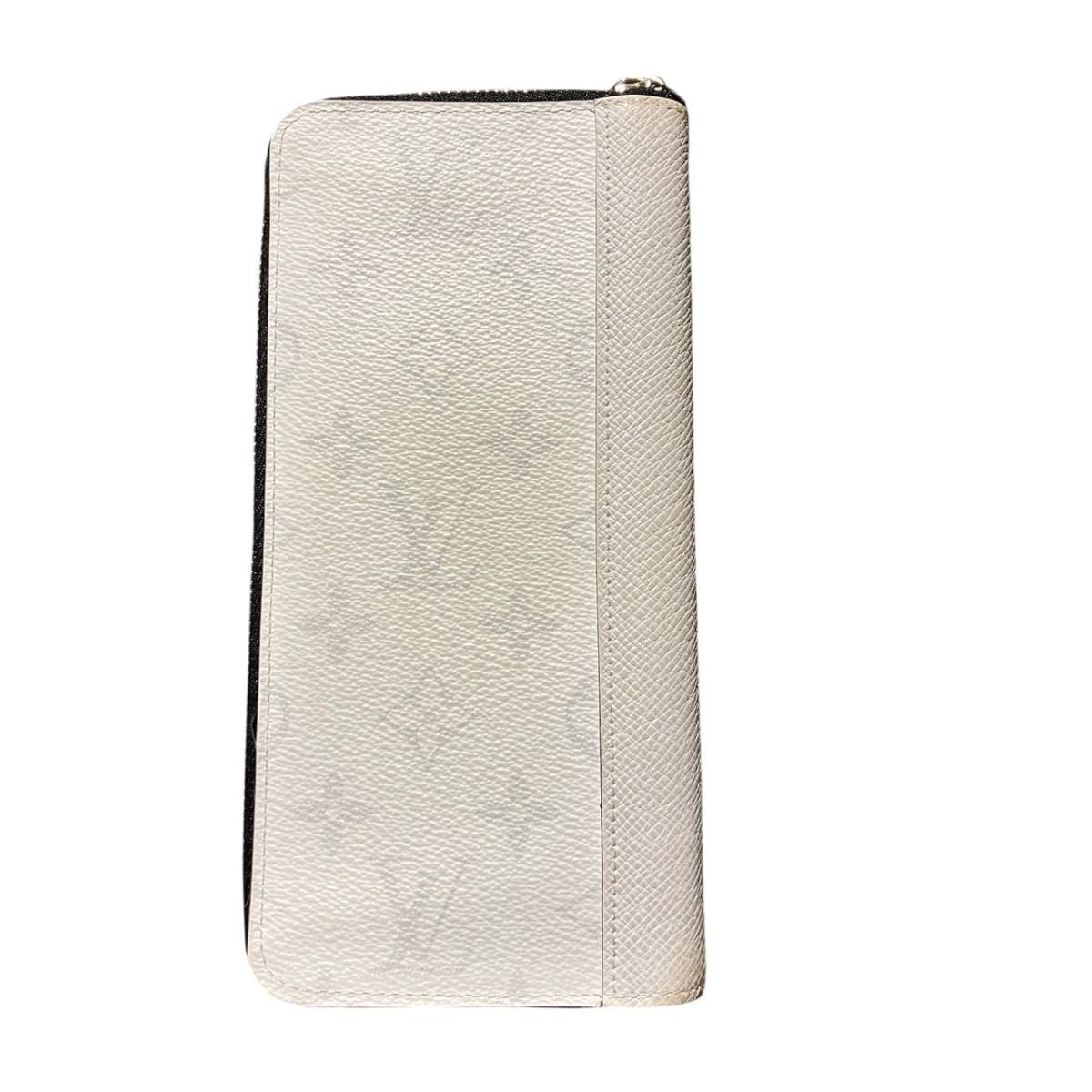 Louis Vuitton Taigarama Zippy Wallet Vertical Taiga Leather — view 2