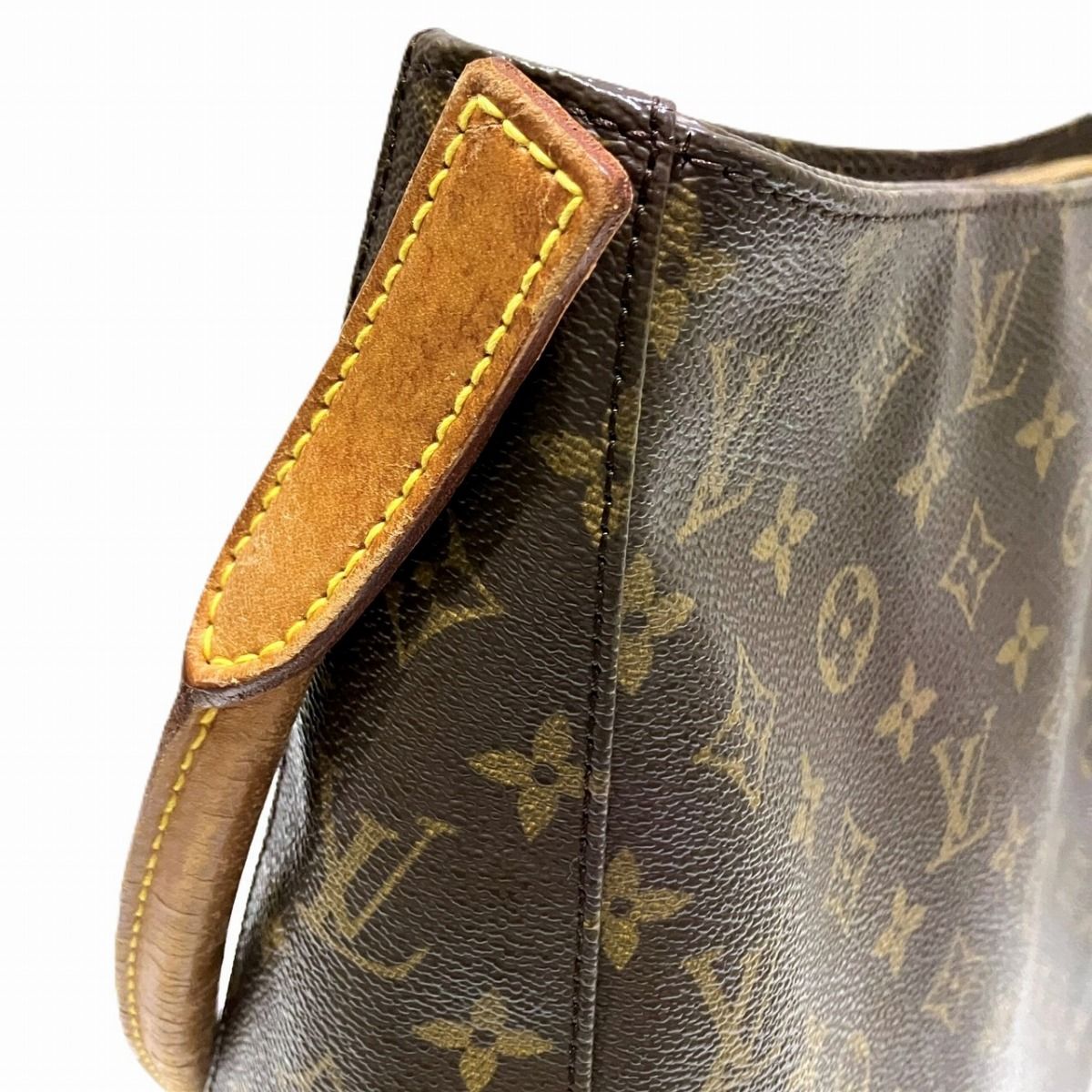 Louis Vuitton Looping GM Monogram Tote Canvas — view 9