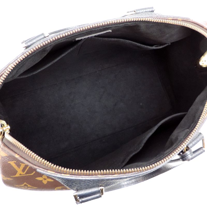 Louis Vuitton Handbag Black — view 6