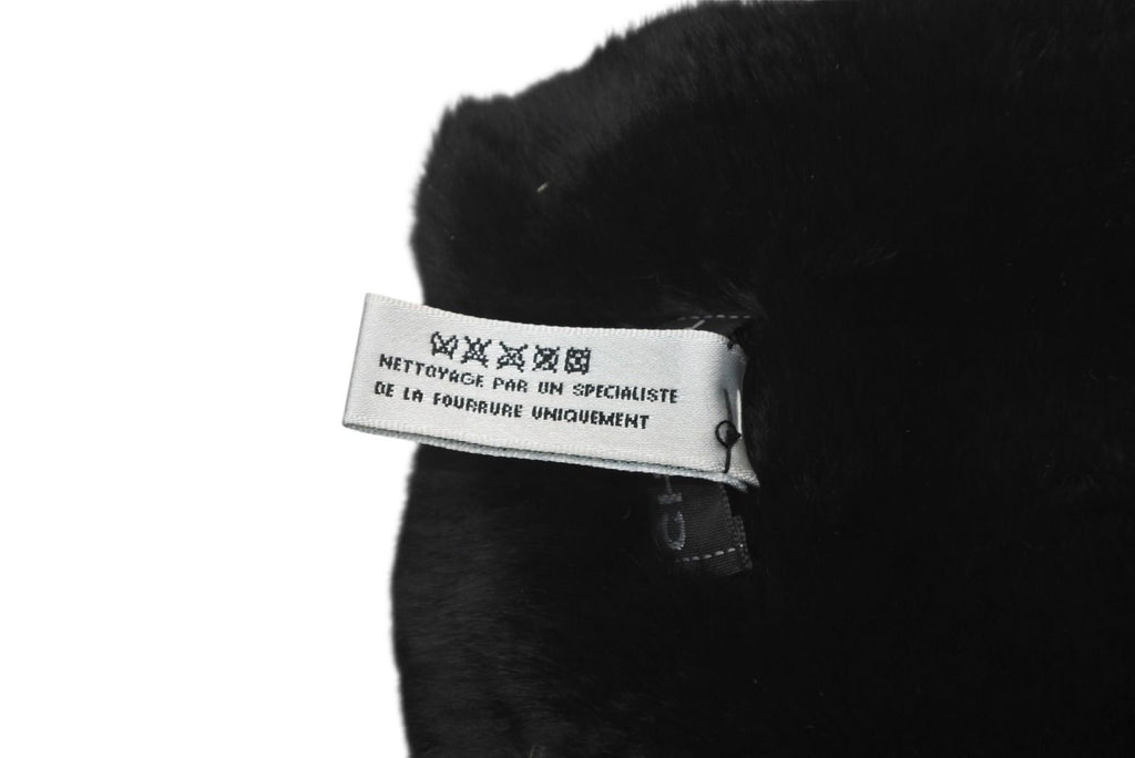 Chanel CC Logo Rabbit Arm Warmers Black White — view 7