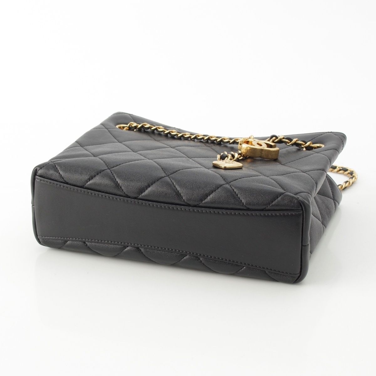 Chanel Quilted Lambskin Shiny CC Logo Shopping Shoulder Bag Black Small — view 6