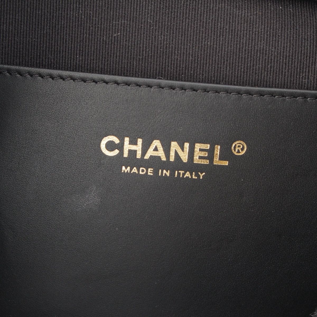 Chanel Quilted Lambskin Shiny CC Logo Shopping Shoulder Bag Black Small — view 8