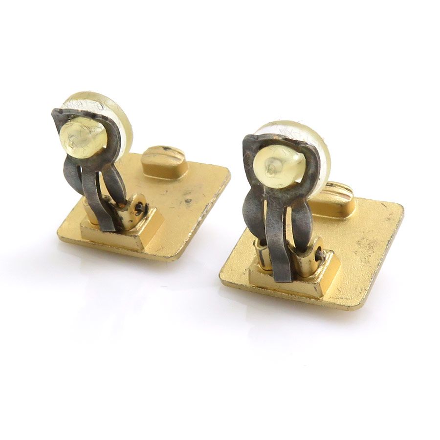 Chanel Earrings CC Logo — view 5