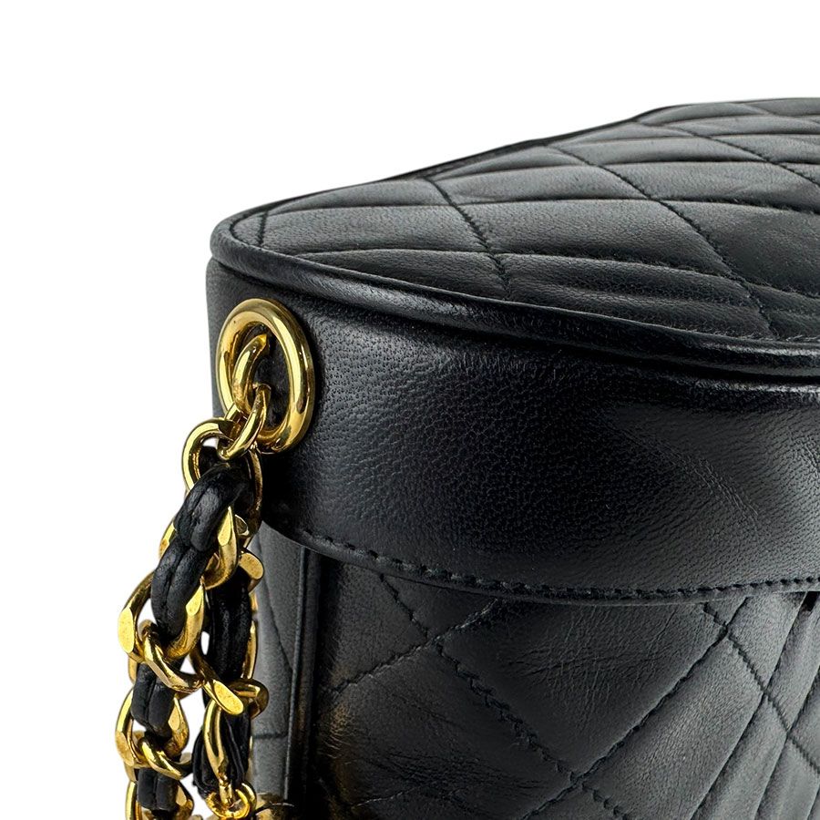 Chanel Shoulder Bag Black — view 6