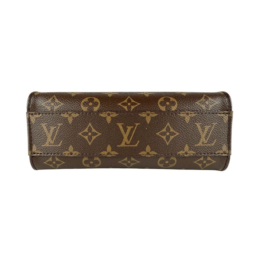 Louis Vuitton Shoulder Bag Monogram Sac Plat BB — view 4