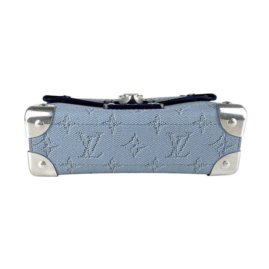 Louis Vuitton Shoulder Bag Seoul Trunk — view 4