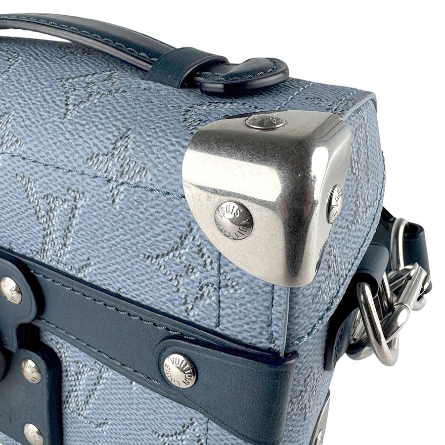 Louis Vuitton Shoulder Bag Seoul Trunk — view 7