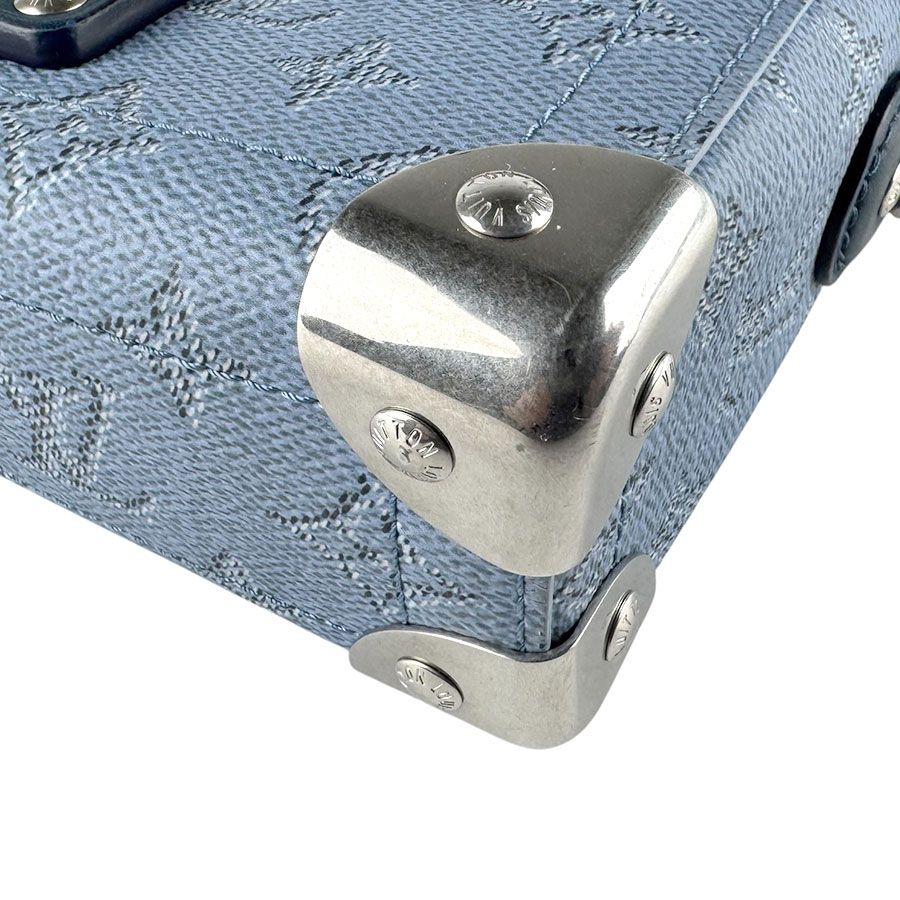 Louis Vuitton Shoulder Bag Seoul Trunk — view 9