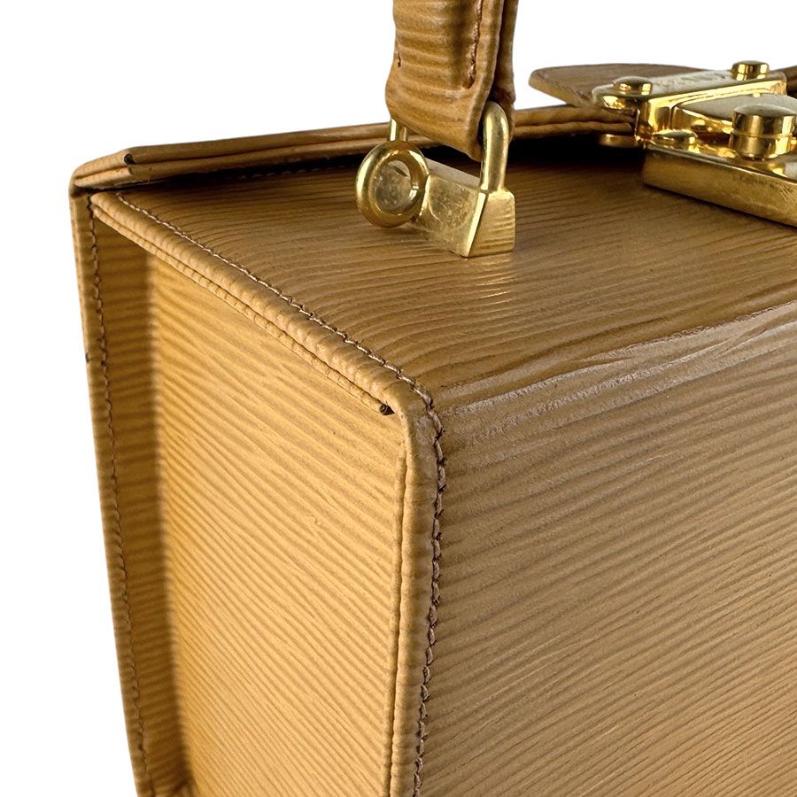 Fendi Handbag Beige — view 6