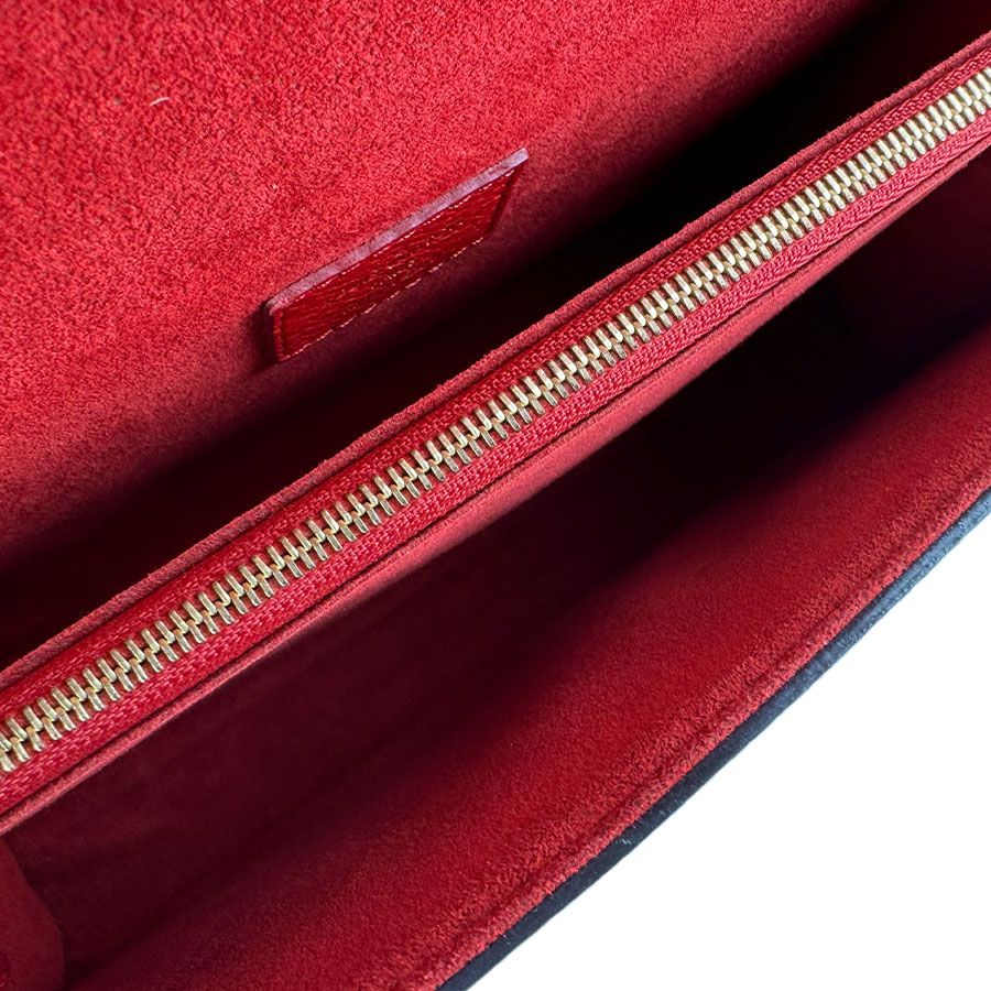 Louis Vuitton Shoulder Bag Monogram Victorie — view 5