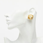 Chanel CC Logo Flower Motif Earrings Gold Plated — view 5