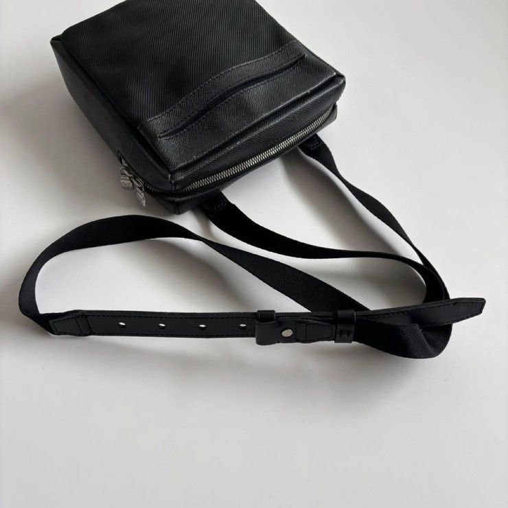 Louis Vuitton Shoulder Bag Sayan Ardoise Taiga Leather Nylon — view 3