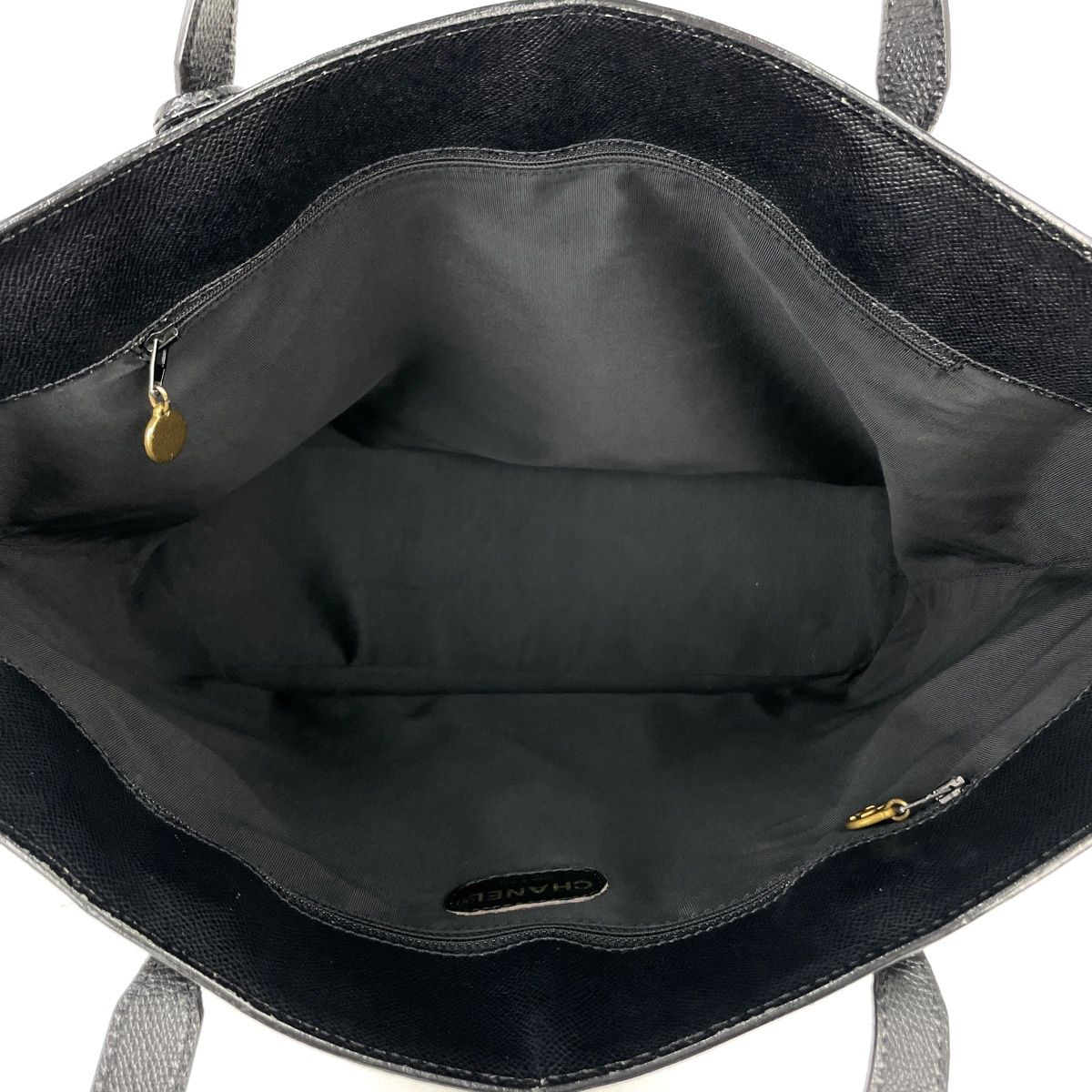 Chanel Logo Tote Leather Black — view 8
