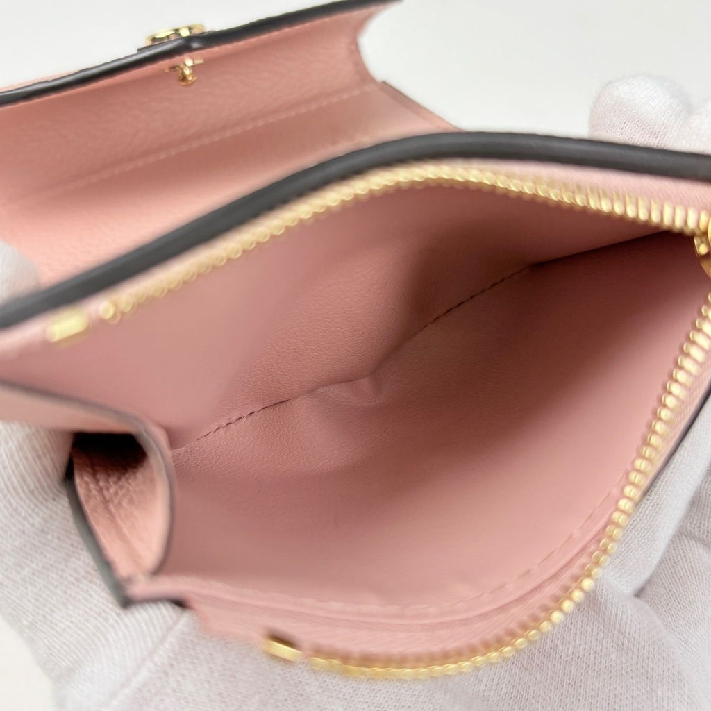 Louis Vuitton Portefeuille Zoe Compact Wallet Trifold Monogram Empreinte Rose — view 4