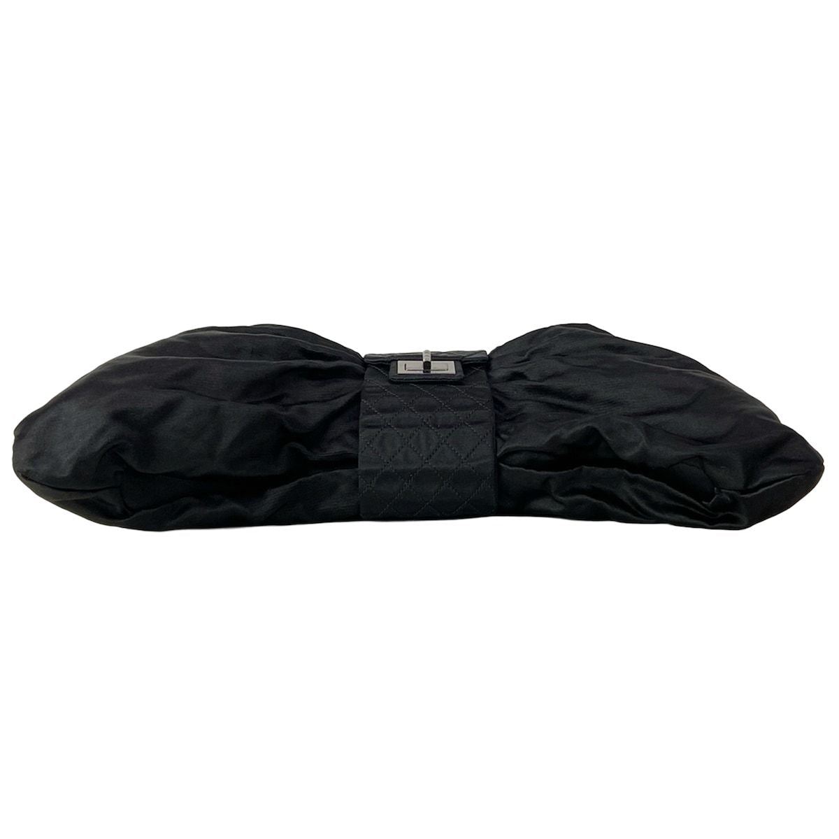 Chanel Shoulder Bag 2.55 Black Chain Silver Ribbon — view 5
