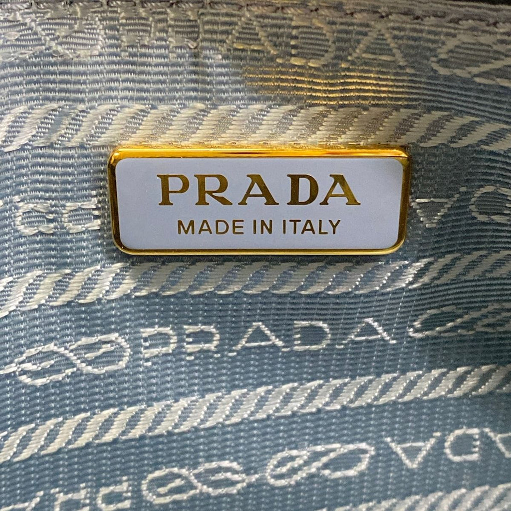 Prada Shoulder Bag Light Blue Chain Leather — view 9