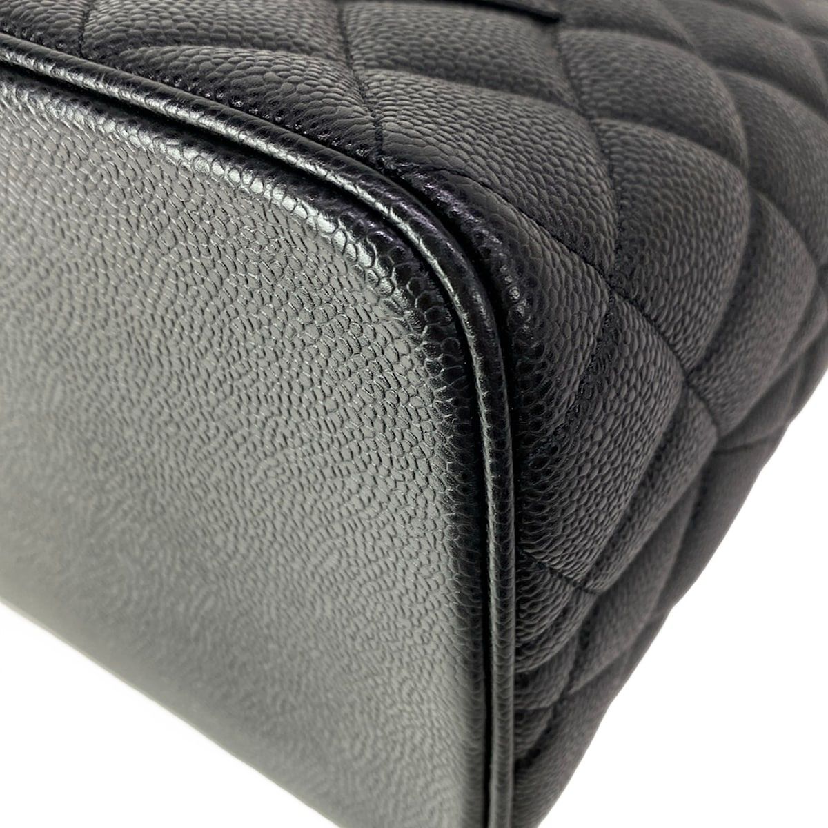 Chanel Tote Reissue Black Silver — view 7