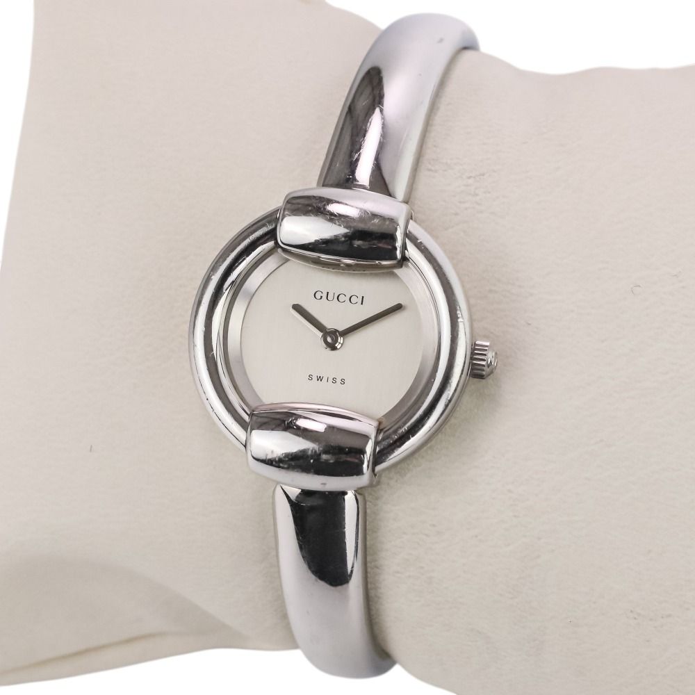Gucci Quartz Bangle Watch Silver Dial Pre Owned — view 6