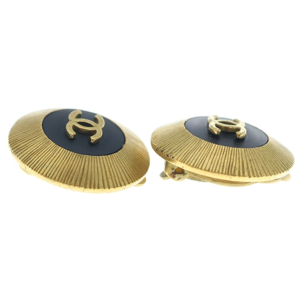Chanel CC Logo Oval Earrings Gold Black — view 3
