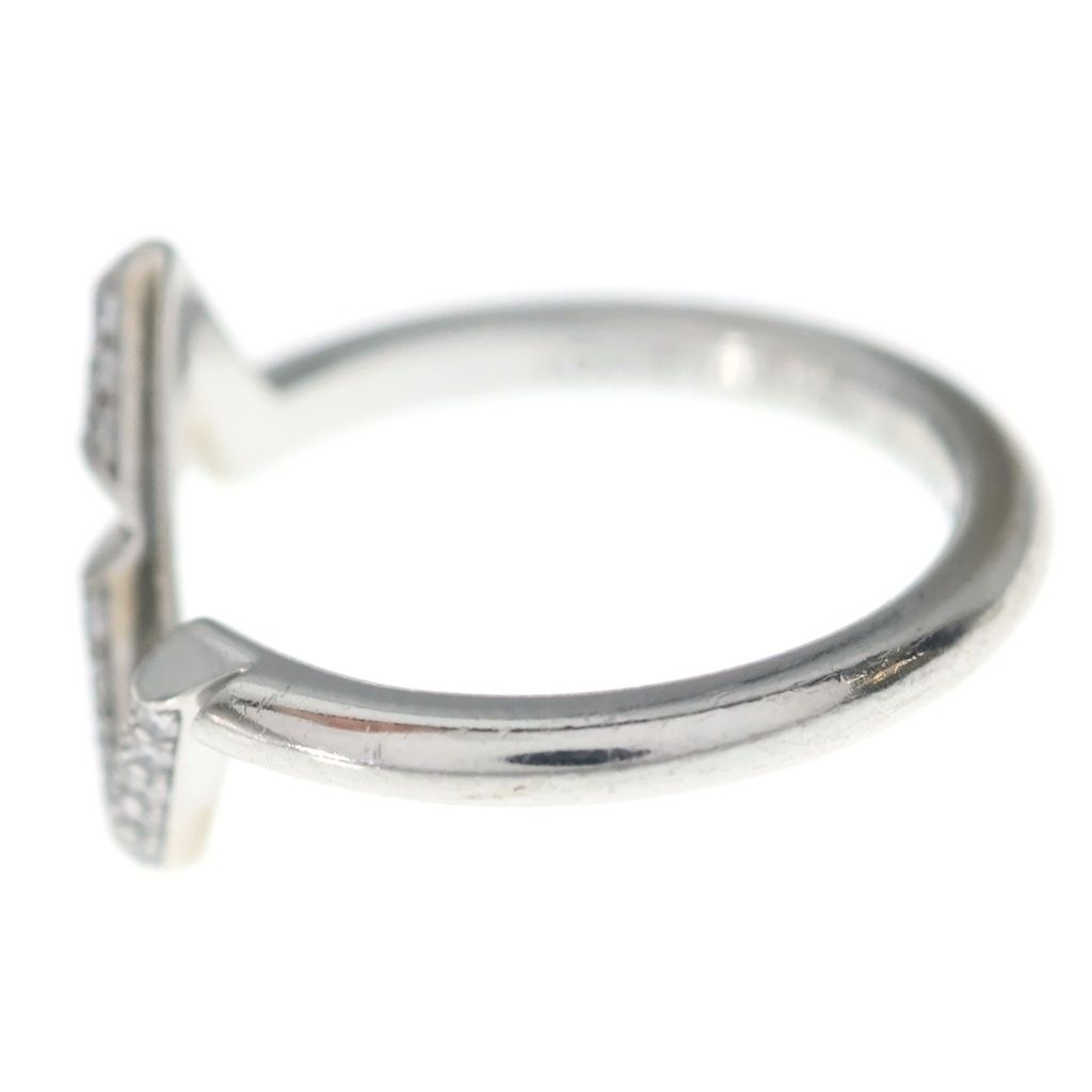 Louis Vuitton 18k White Gold LV Vault Upside Down Diamond Ring — view 4