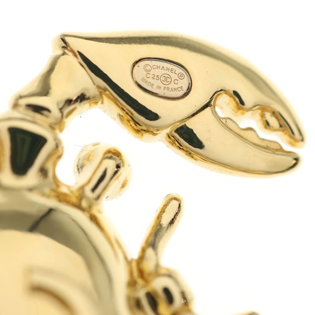 Chanel 25c Crab Club Motif Heart CC Logo Rhinestone Decorative Brooch Gold — view 5