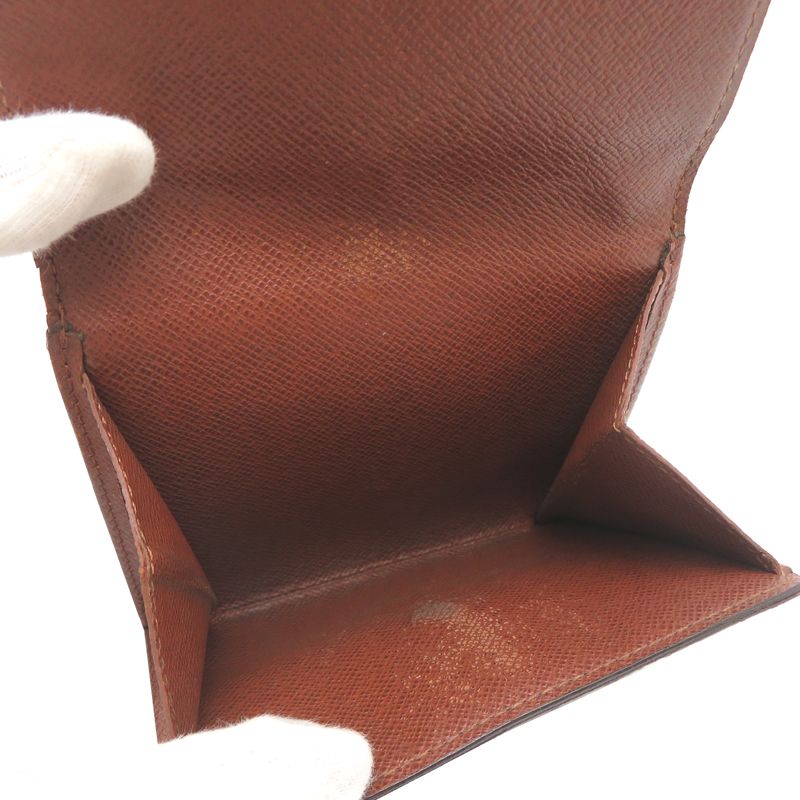 Louis Vuitton Bifold Wallet — view 7