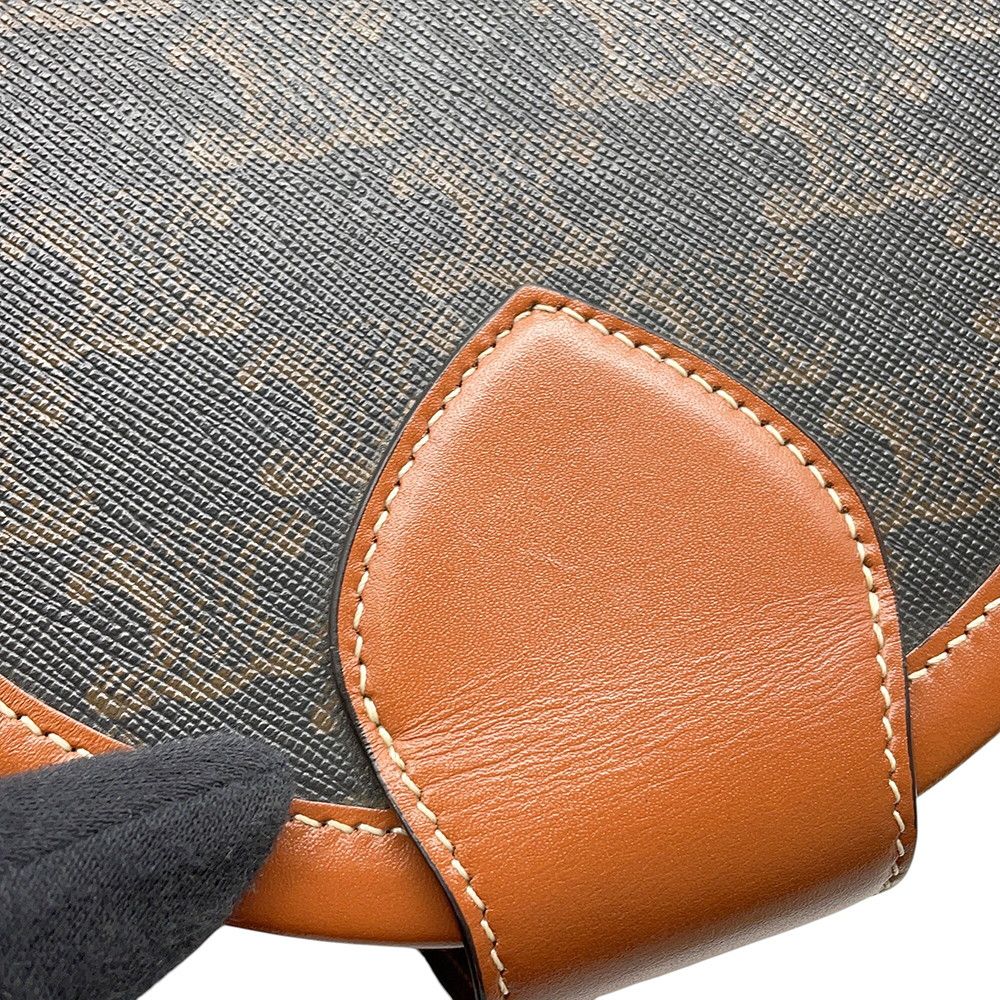 Celine Shoulder Bag Triomphe Tumble Leather — view 7