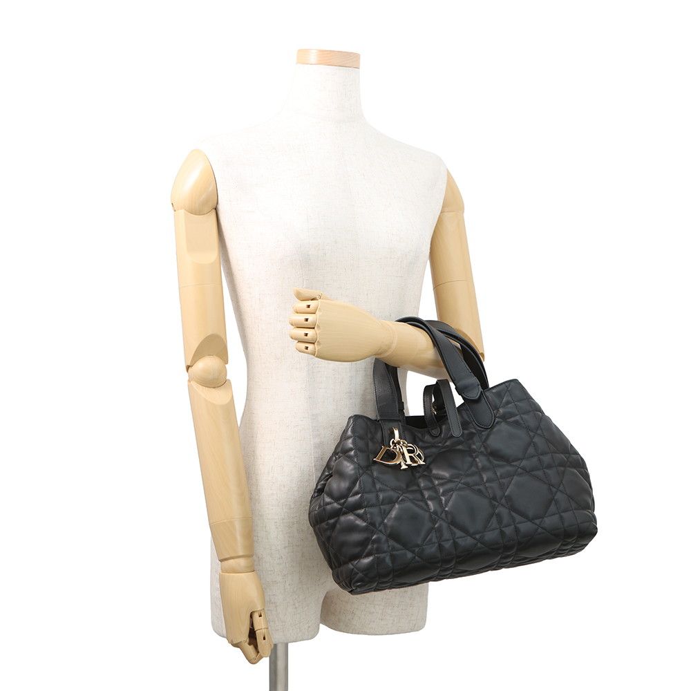 Dior Handbag Macro Cannage Toujour Leather Black — view 4