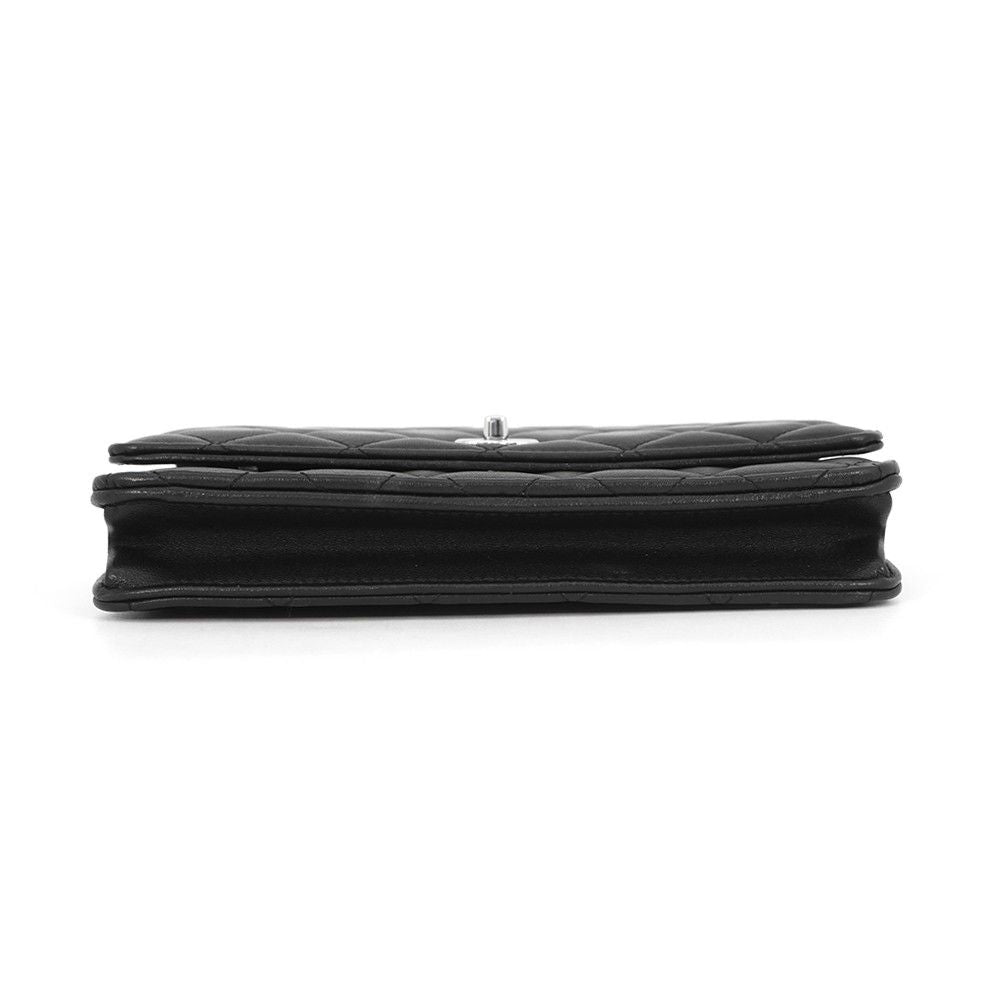 Chanel Chain Wallet Classic Quilted CC Logo Lambskin Black — view 3