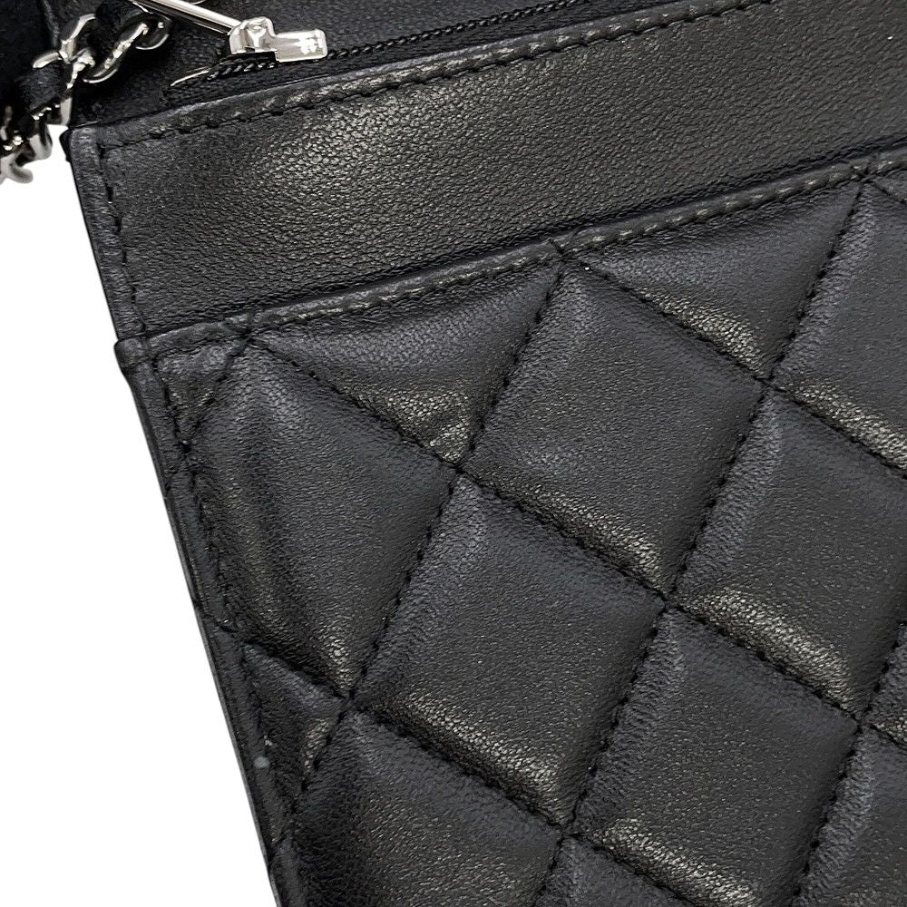 Chanel Chain Wallet Classic Quilted CC Logo Lambskin Black — view 9