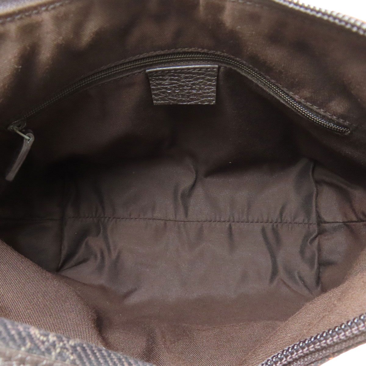 Gucci GG Shoulder Bag Canvas — view 5