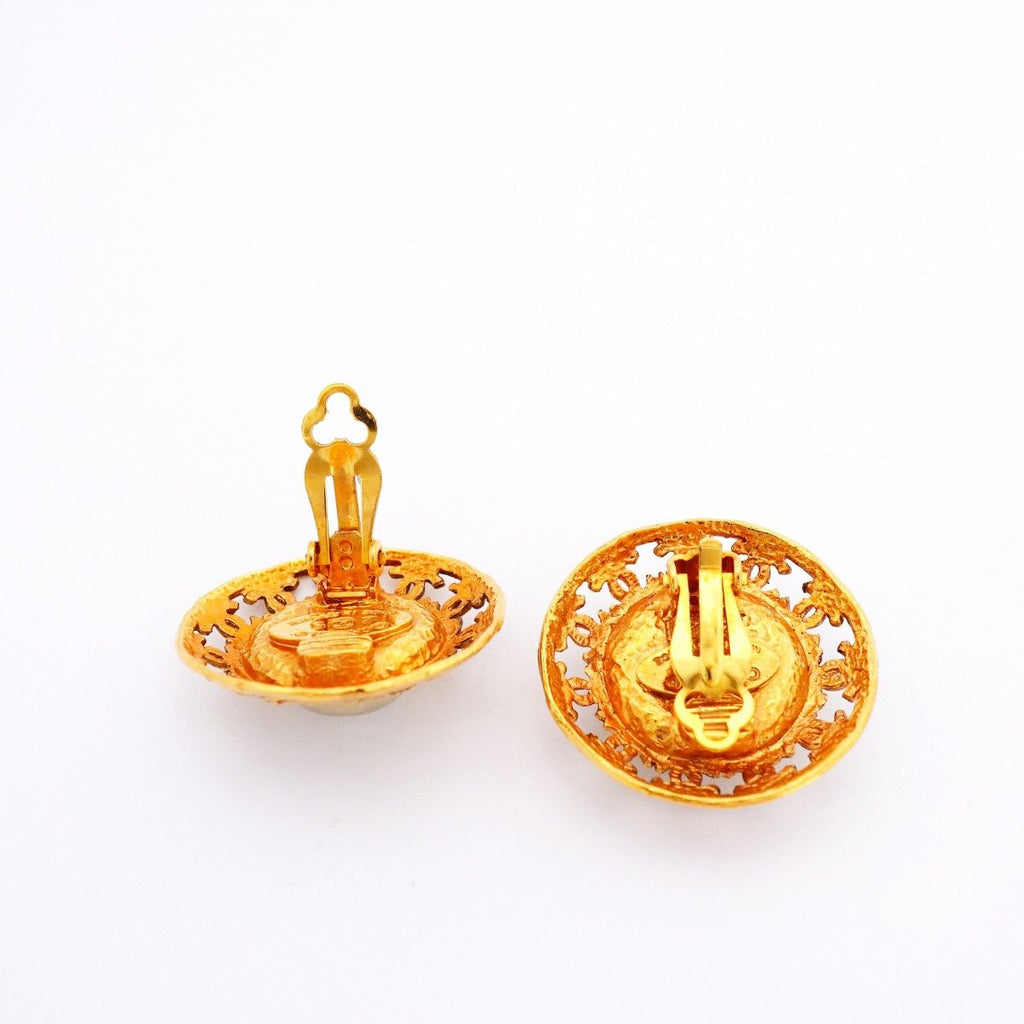 Chanel Earrings Vintage CC Logo Round — view 3