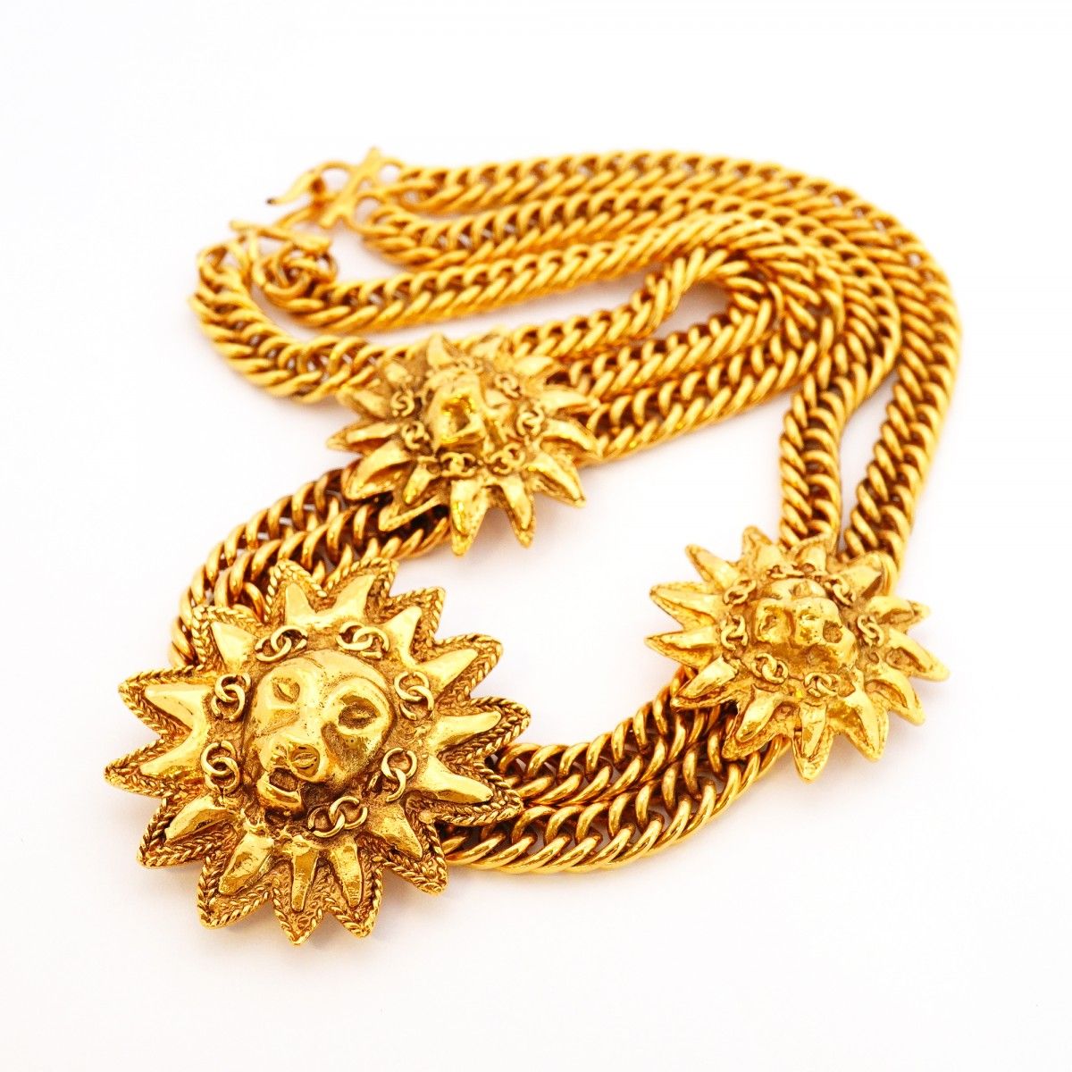 Chanel Necklace Vintage CC Logo Double Chain Lion Motif Gold Plated — view 3