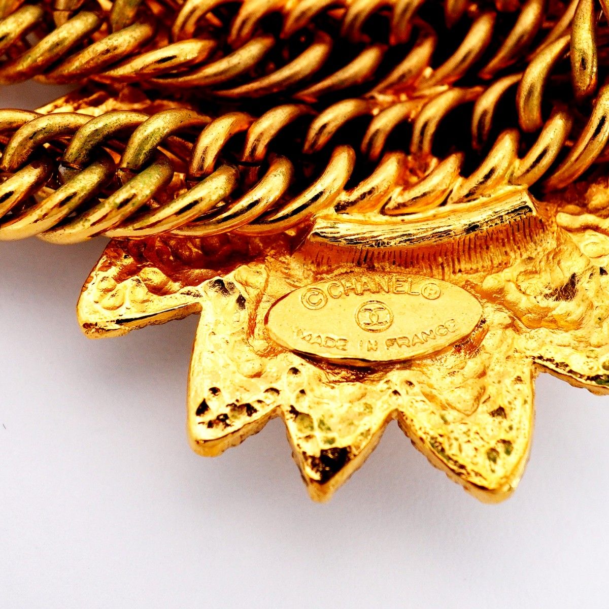 Chanel Necklace Vintage CC Logo Double Chain Lion Motif Gold Plated — view 5